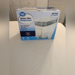 Great Value Water Filter Pitcher Tank,BPA-Free,40 Cup Capacity,HS522 White Color